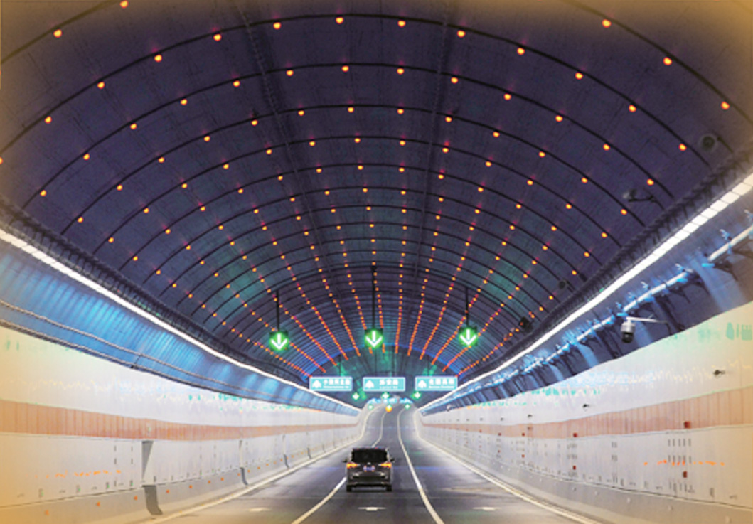 万里黄河第一隧建成通车