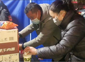 大年初二为防疫人员送温暖 雪夜里的仗义山东人