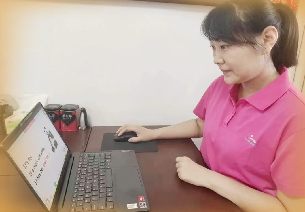 为了各自上好网课 教师夫妇“分居”两地