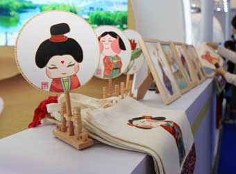 传统工艺品组团点亮“泉城印象”