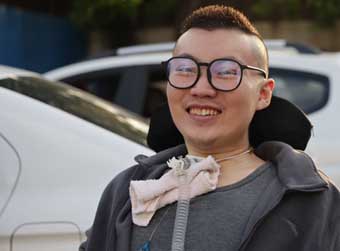 最温暖的床送给最坚强的你