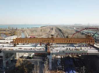 济南起步区最美互通立交桥完成关键一“跨”