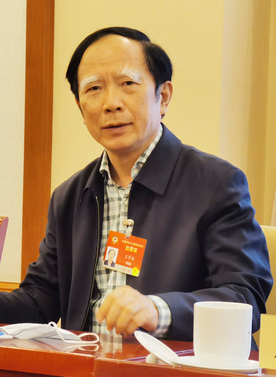 4位住鲁全国政协委员为建设文化强国建言献策