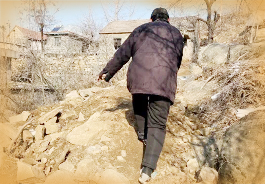 一位优秀教师被“冻结”的三年