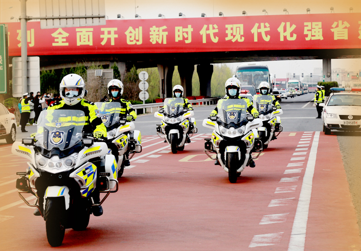 为最可爱的人护航 风中的你们同样可爱