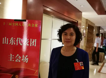 全国人大代表马传先:推动网约车统一纳入立法范畴