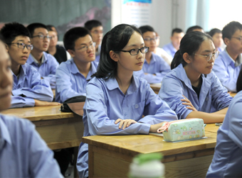 高考报名超79万人,连续三年上涨