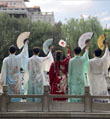 景区掀起“汉服热”山水间的“服章之美”