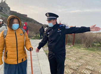 泰山之上的别样“实”敢当