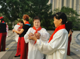 不同的年龄,同样的六一