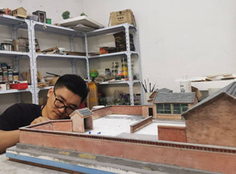 微缩老宅院留住时光记忆
