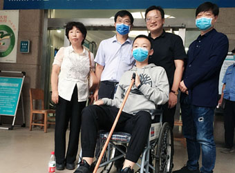 被抱错当事人表示“谅解”院方